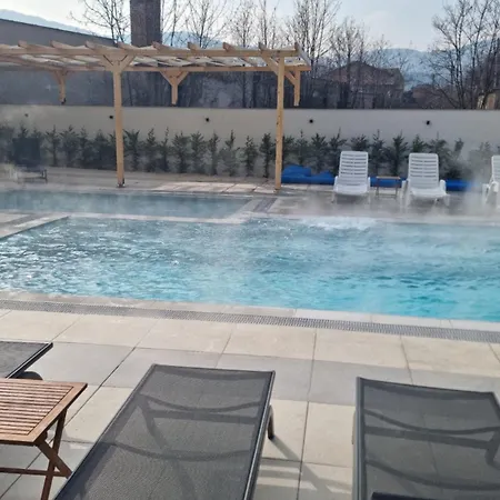 Campsite минерални и термални външен и вътрешен басейни Vimona Therma *